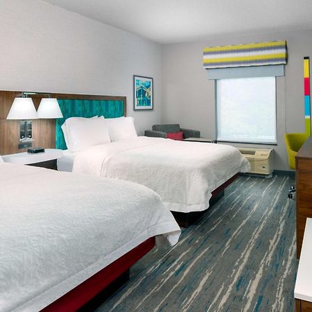 Hampton Inn And Suites Hartford/Farmington Exteriör bild
