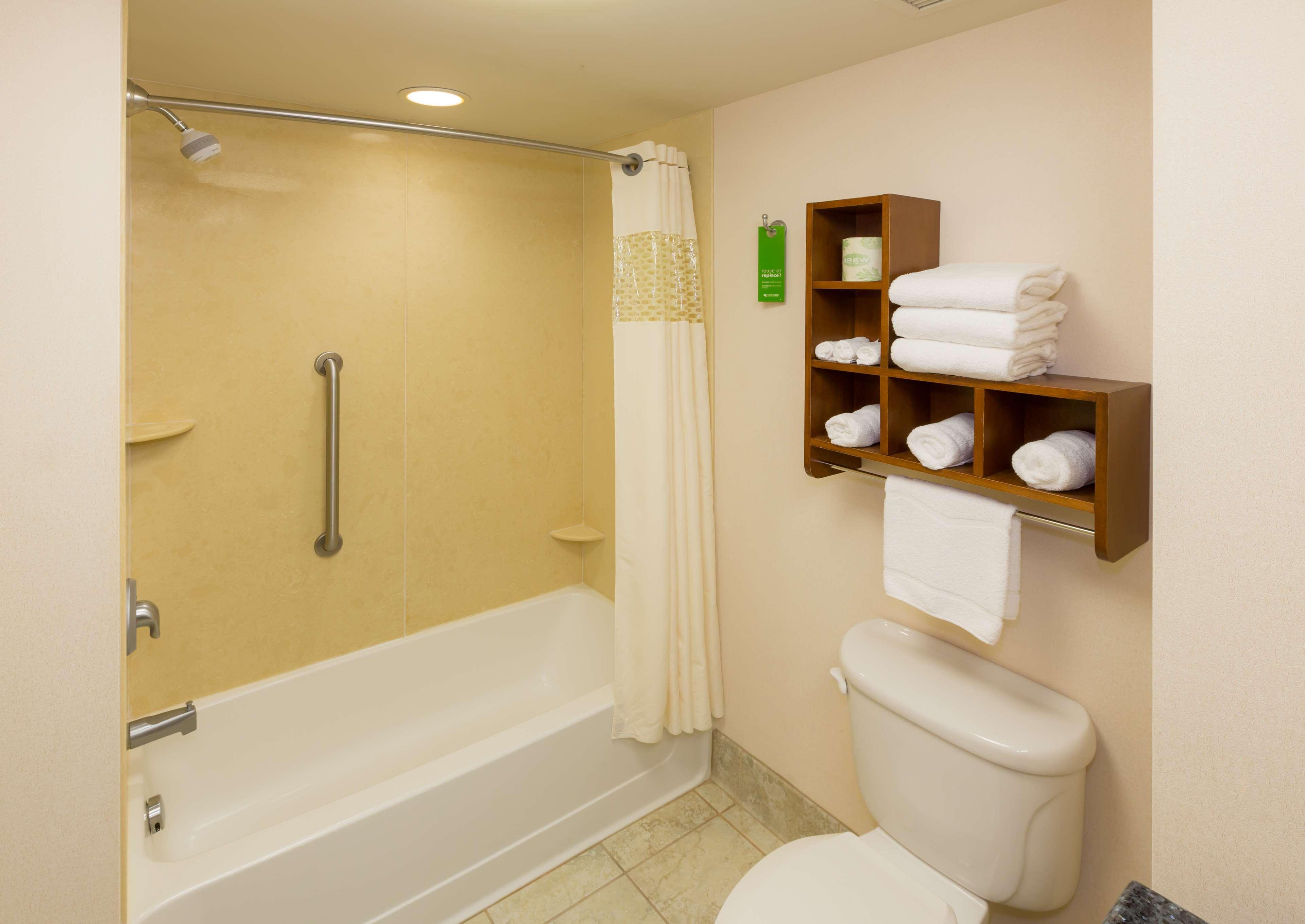 Hampton Inn And Suites Hartford/Farmington Exteriör bild