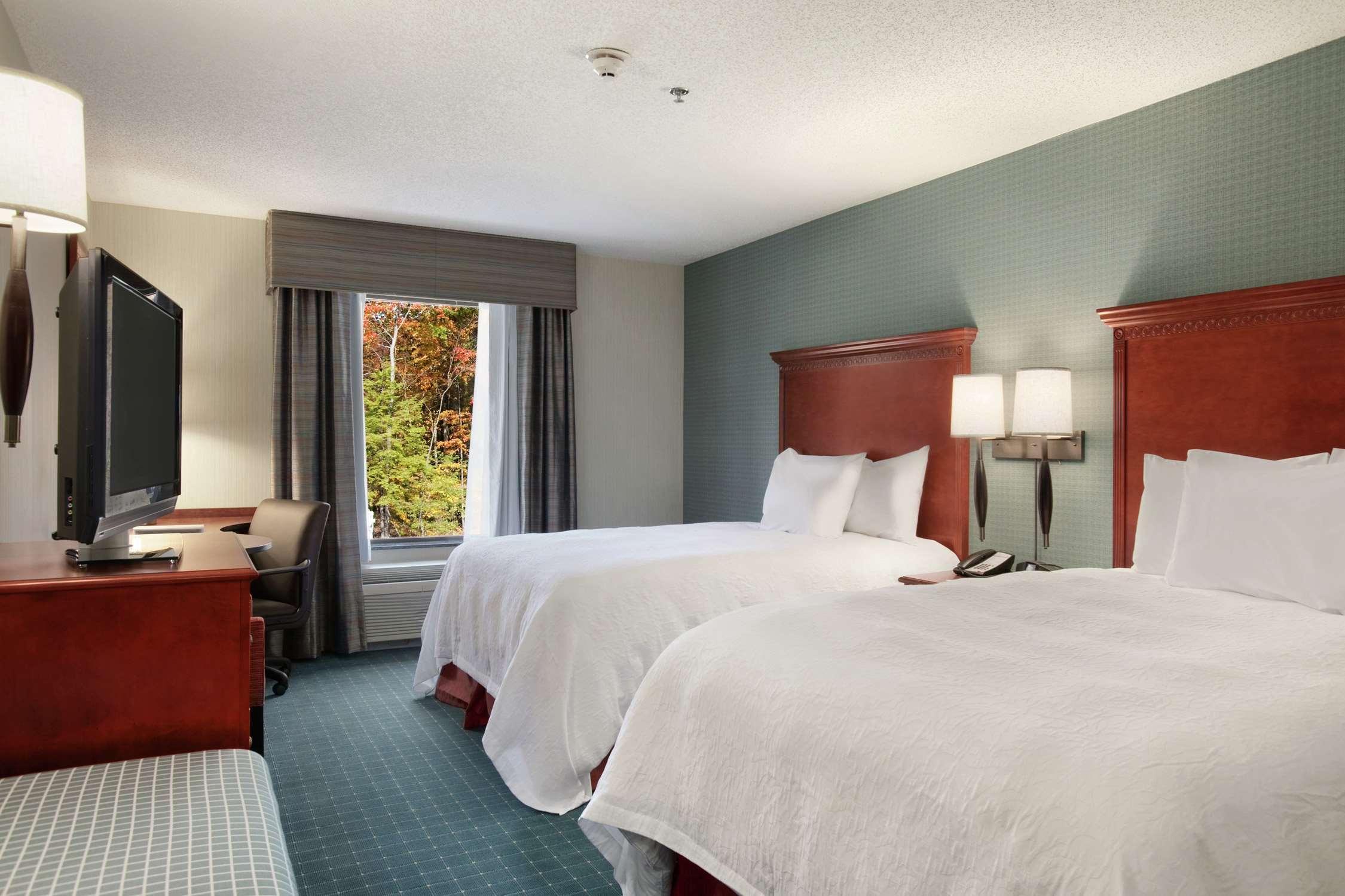 Hampton Inn And Suites Hartford/Farmington Exteriör bild