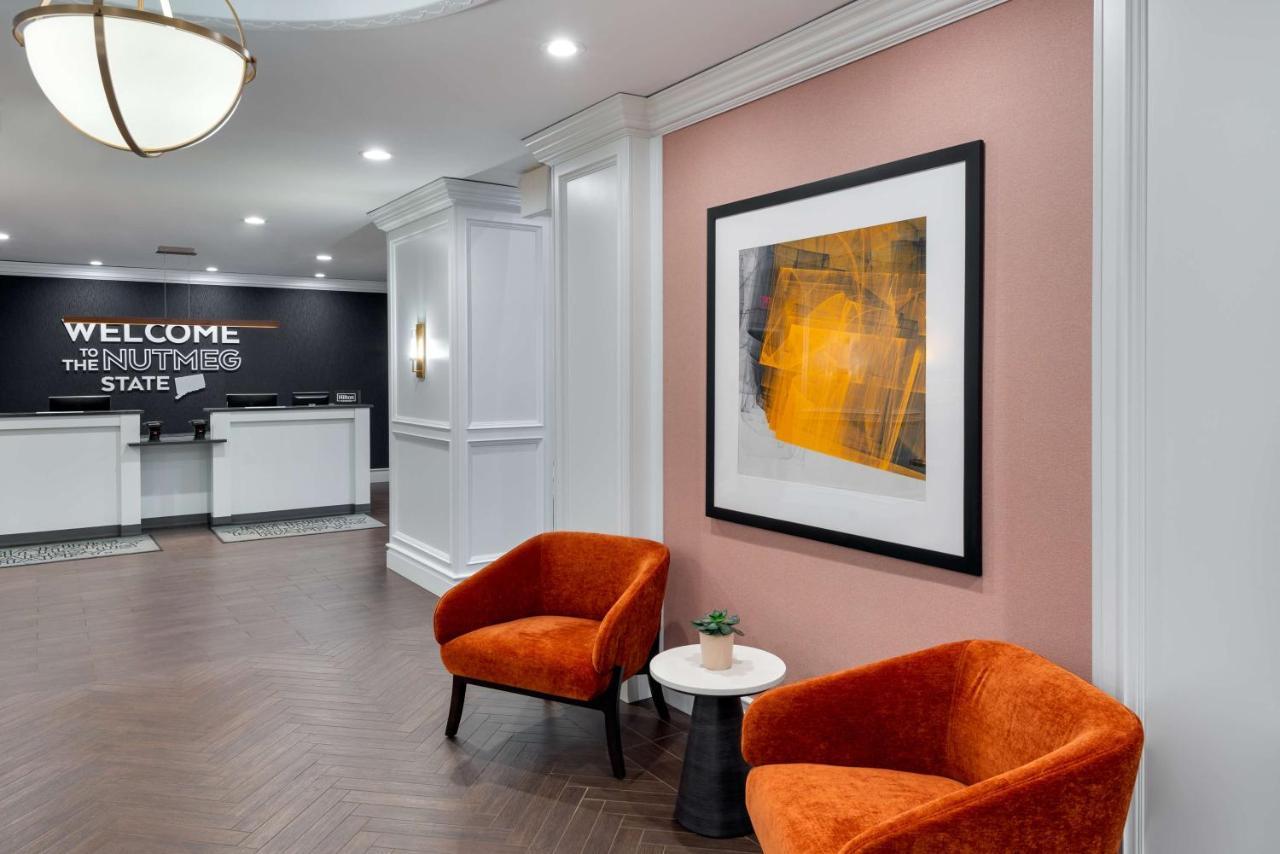 Hampton Inn And Suites Hartford/Farmington Exteriör bild
