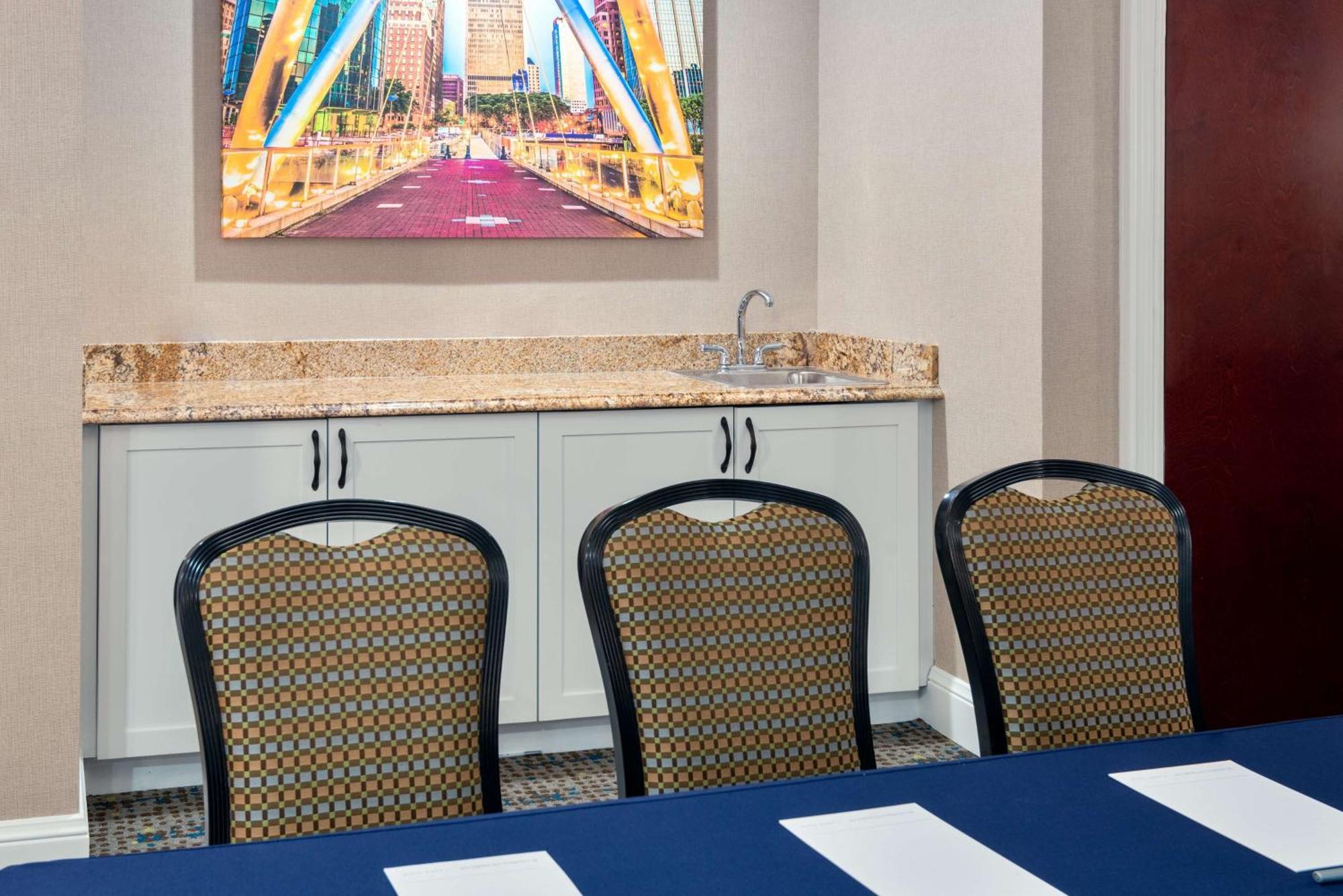 Hampton Inn And Suites Hartford/Farmington Exteriör bild