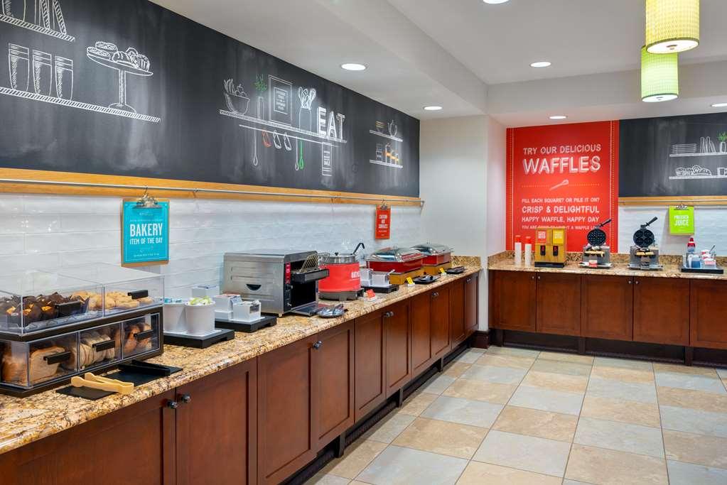 Hampton Inn And Suites Hartford/Farmington Restaurang bild